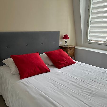 Chambres D'Hotes Noir Lion Péronne Kültér fotó