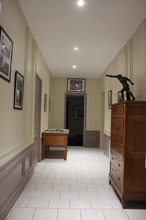 Chambres D'Hotes Noir Lion Péronne Kültér fotó