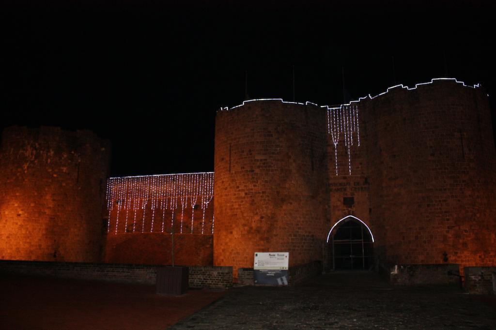 Chambres D'Hotes Noir Lion Péronne Kültér fotó